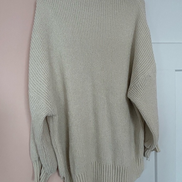 Alter’d State chenille dolman sweater size XL - Picture 5 of 5